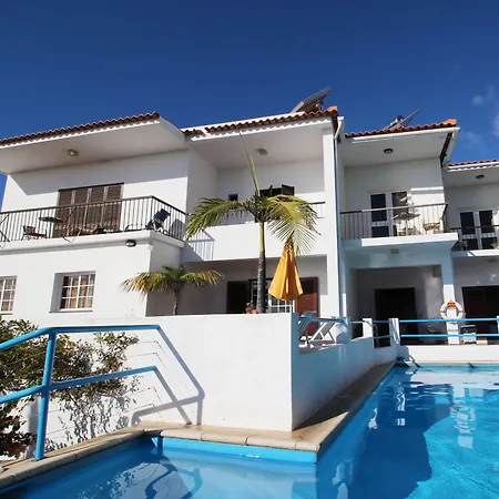 Guesthouse Vila Lusitania-3